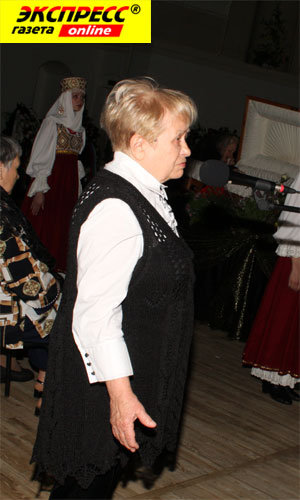 АЛЕКСАНДРА ПАХМУТОВА