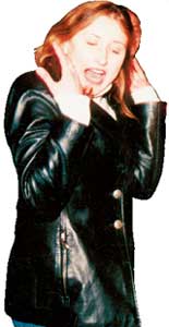 ЛИДА ЕРМАКОВА: шокирует окружающих посильнее знаменитой мамы