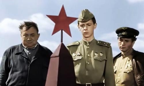 Кадр из фильма «В бой идет одни «старики»