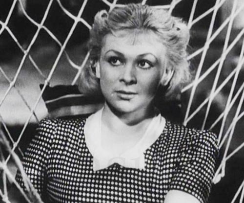 Валентина Серова в фильме «Сердца четырех», 1941 год. Кадр из фильма