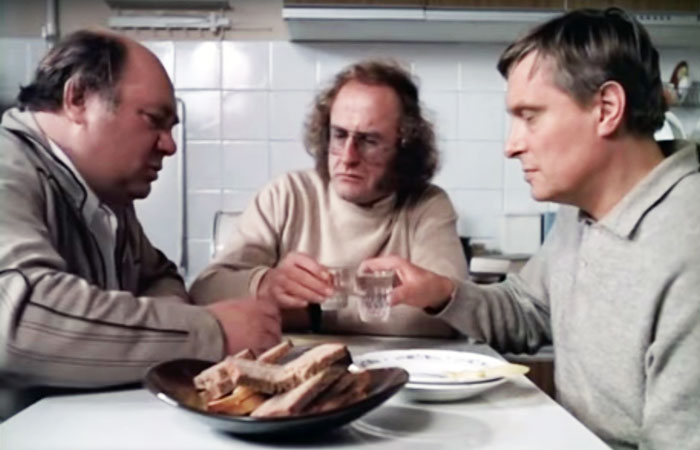 Кадр из фильма «Осенний марафон», 1983 г.
