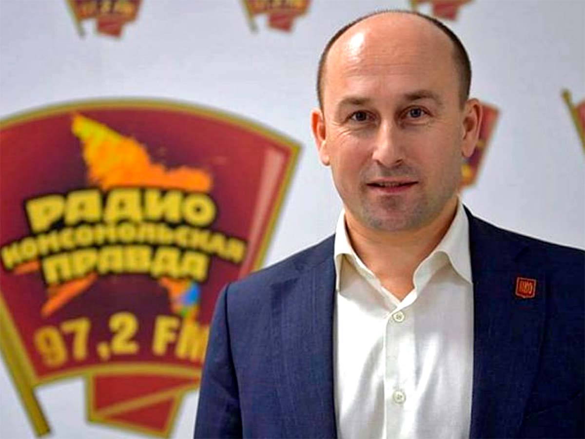 Николай Стариков