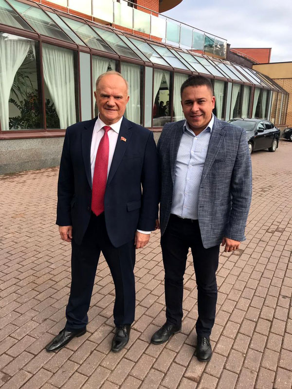 Геннадий Зюганов с вице-спикером Ульяновского парламента, коммунистом Айратом Гибатдиновым