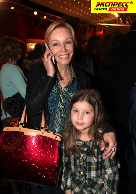 МАРИНА ЗУДИНА С ДОЧКОЙ