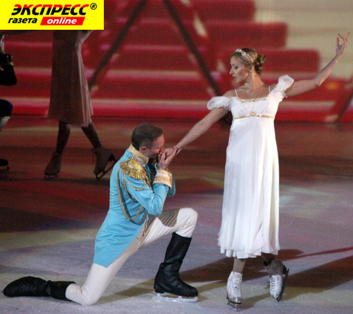 РОМАН КОСТОМАРОВ, ТАТЬЯНА НАВКА