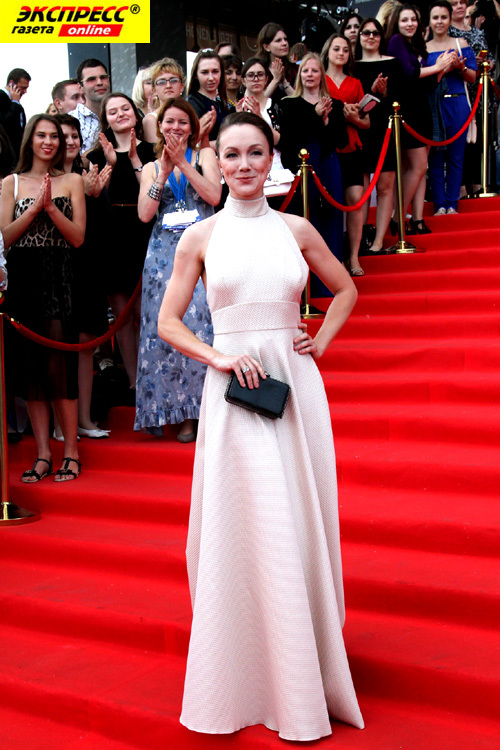 ДАРЬЯ МОРОЗ