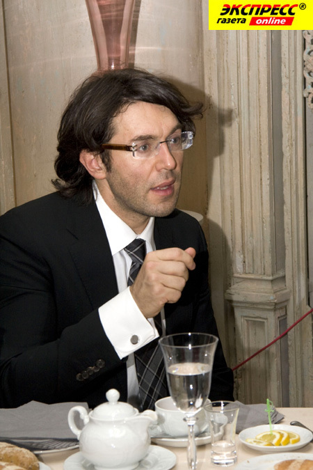 АНДРЕЙ МАЛАХОВ