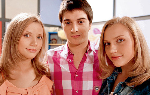 Сестры-близняшки без ума от напарника - актера Стаса БОНДАРЕНКО