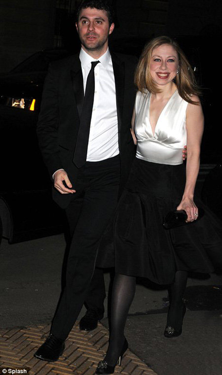 Марк МЕЗВИНСКИ и Челси КЛИНТОН