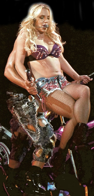 Бритни СПИРС завершила тур «Femme Fatale» на мажорной ноте