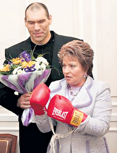 В политической борьбе Валентина МАТВИЕНКО набила конкурентам много синяков и шишек