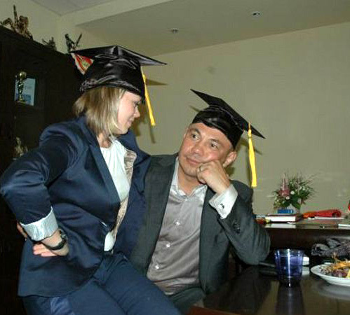 Пока Костя ЦЗЮ отходил от волнительной защиты диплома, красотка – однокурсница живо его оседлала