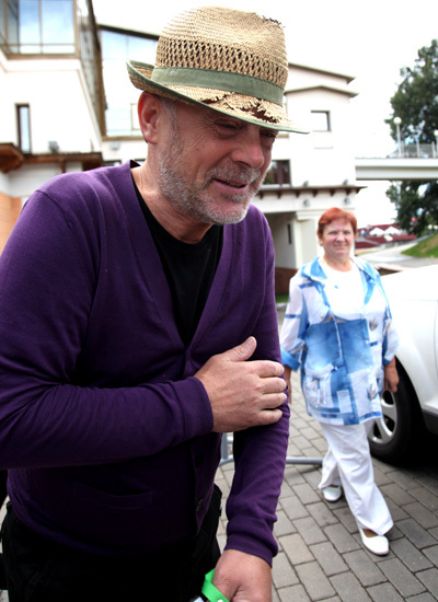 Николай ГНАТЮК в образе бомжа Васи