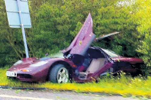 Суперкар за $1 млн. комик превратил в груду металлолома