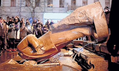 Когда к власти приходят вандалы, весьма странно ждать от них построения цивилизованного общества. Фото: © Reuters