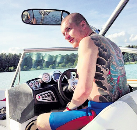 Красочная татуировка на всю спину выдает в ШАЧНЕВЕ человека неординарного. Фото: Fb.com