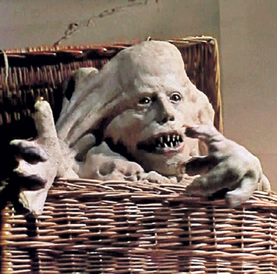 Это колобок-убийца из одноимённого американского фильма. Красавчег!