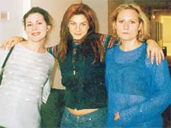 ОЛЯ, РОМИ И АНЯ: стали подругами