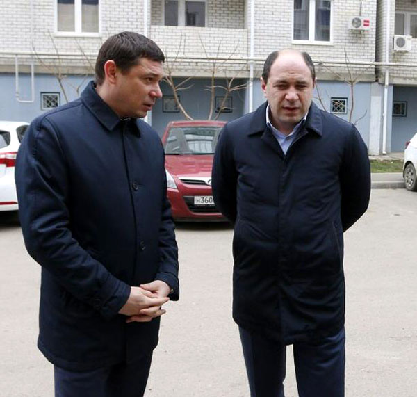 Глава Краснодара Евгений Первышов и учредитель ООО «СпецСтройКубань» Карен Казарян ведут беседы о строительном будущем Краснодара Глава Краснодара Евгений Первышов и учредитель ООО «СпецСтройКубань» Карен Казарян ведут беседы о строительном будущем Краснодара